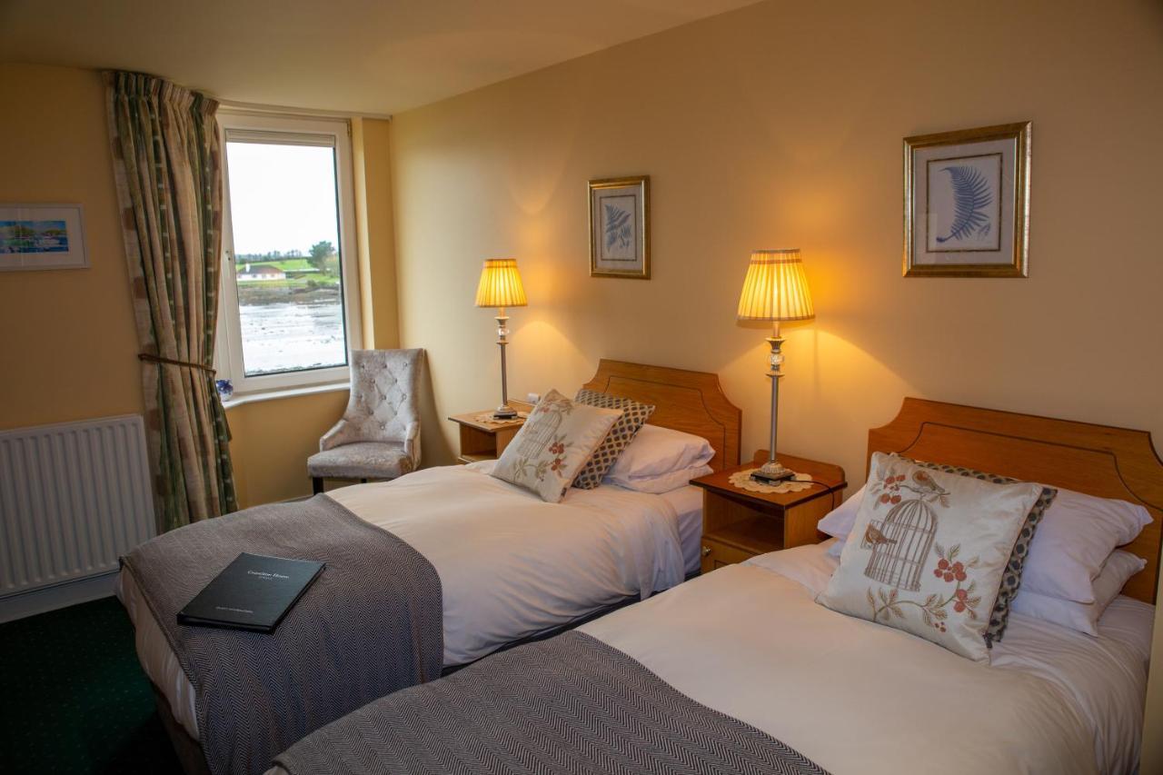 딩글 Coastline House B&B 외부 사진