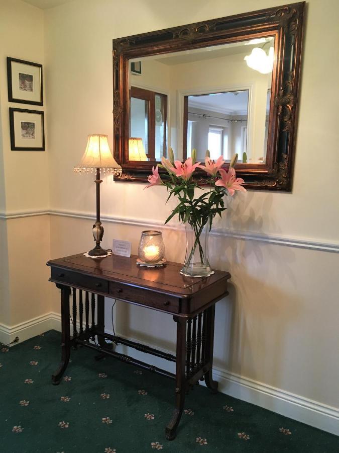 딩글 Coastline House B&B 외부 사진